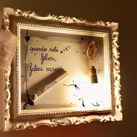 Bed Art Relaxing Suite - Appartamento Con Sauna Happiness Suite Gallery Сан-Бенедетто-дель-Тронто Екстер'єр фото