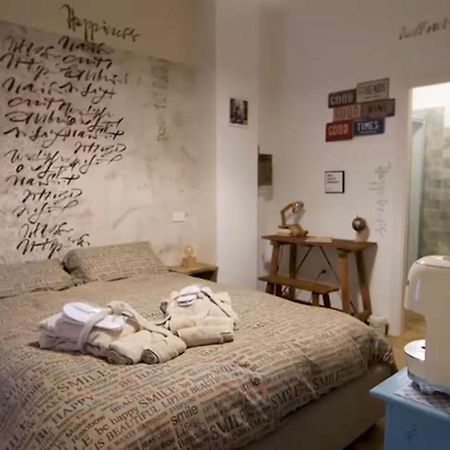 Bed Art Relaxing Suite - Appartamento Con Sauna Happiness Suite Gallery Сан-Бенедетто-дель-Тронто Екстер'єр фото