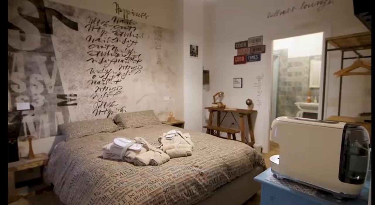 Bed Art Relaxing Suite - Appartamento Con Sauna Happiness Suite Gallery Сан-Бенедетто-дель-Тронто Екстер'єр фото